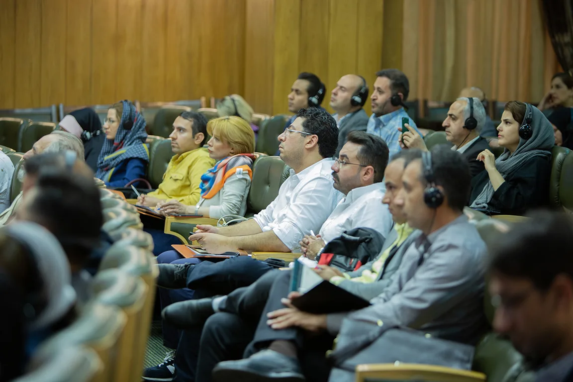گزارش تصویری گزارش تصویری دومین همایش تخصصی بهینه‌سازی مصرف افزودنی‌ها در صنایع شیمی‌ساختمان و رنگ